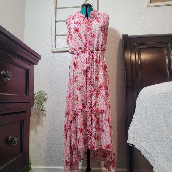 Misa Los Angeles Dresses & Skirts - MISA Los Angeles Aurelie Ruffled Pink Floral Midi Dress Size Large